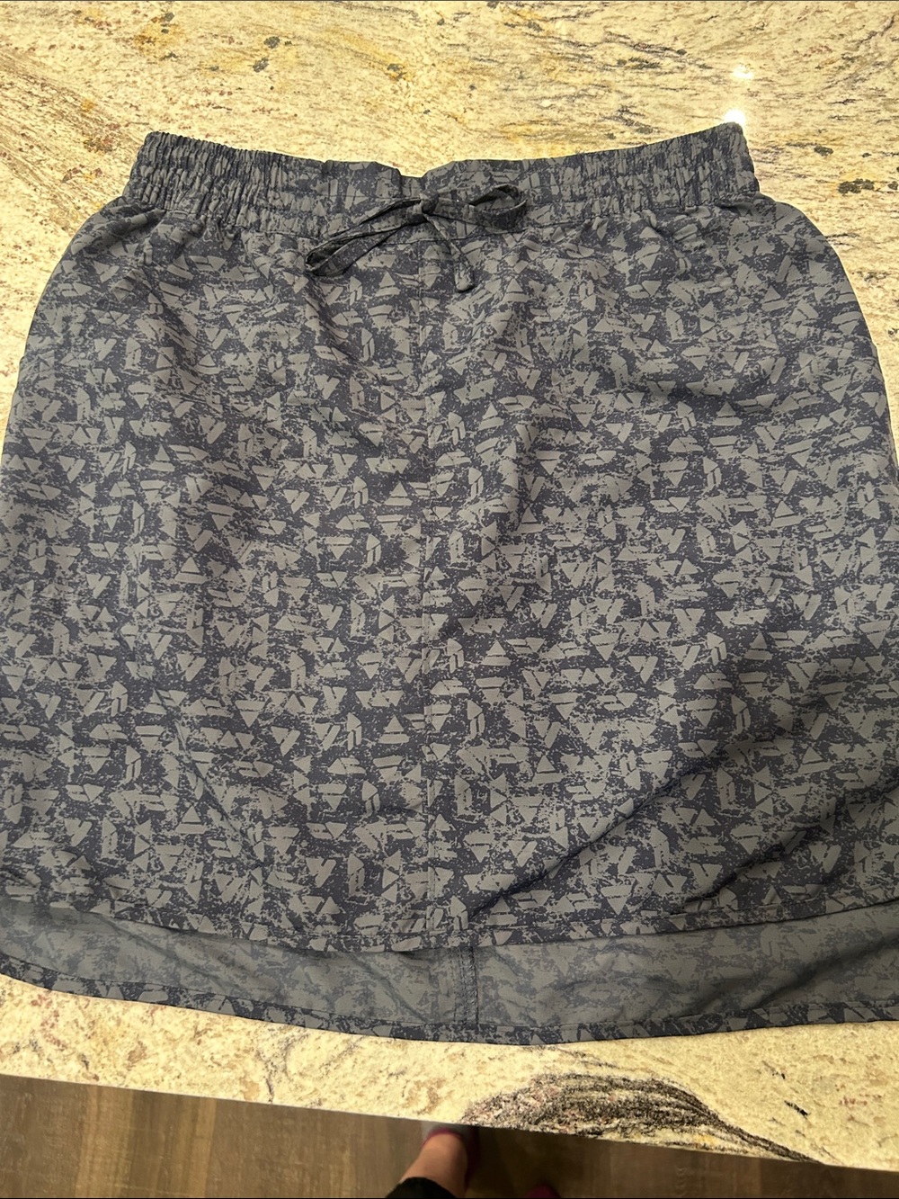 Duluth Trading Co size xs Navy Gray Printed Drawstring Mini Skort